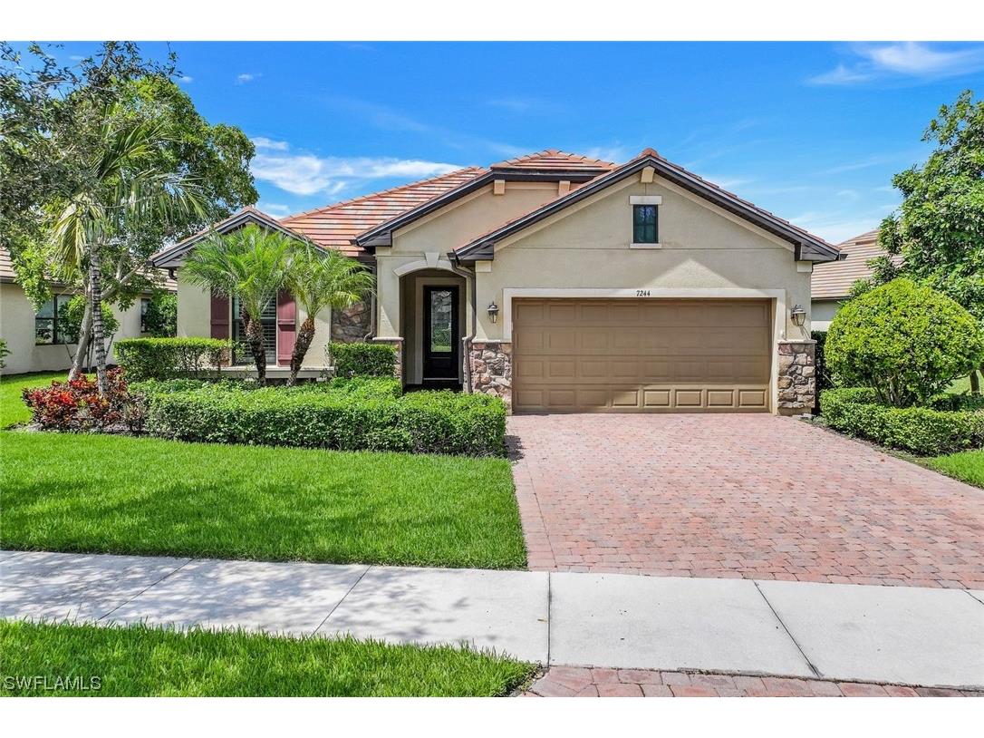 7244 Live Oak Drive Naples FL 34114 223069737 image1
