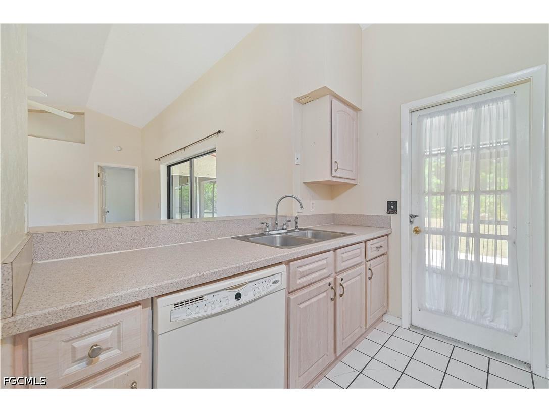 7248 Coolidge Road Fort Myers FL 33967 2026020204 image6