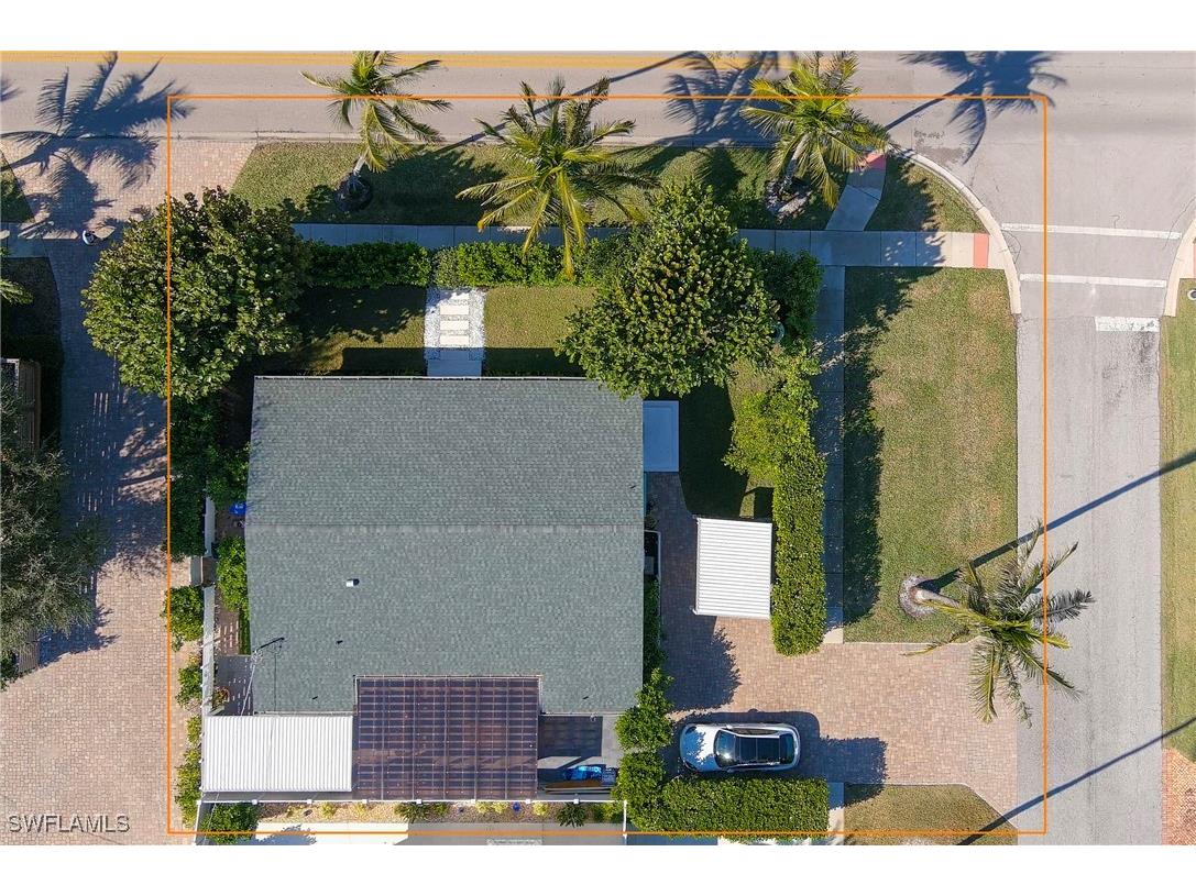 725 2nd Street S Naples FL 34102 225076329 image20