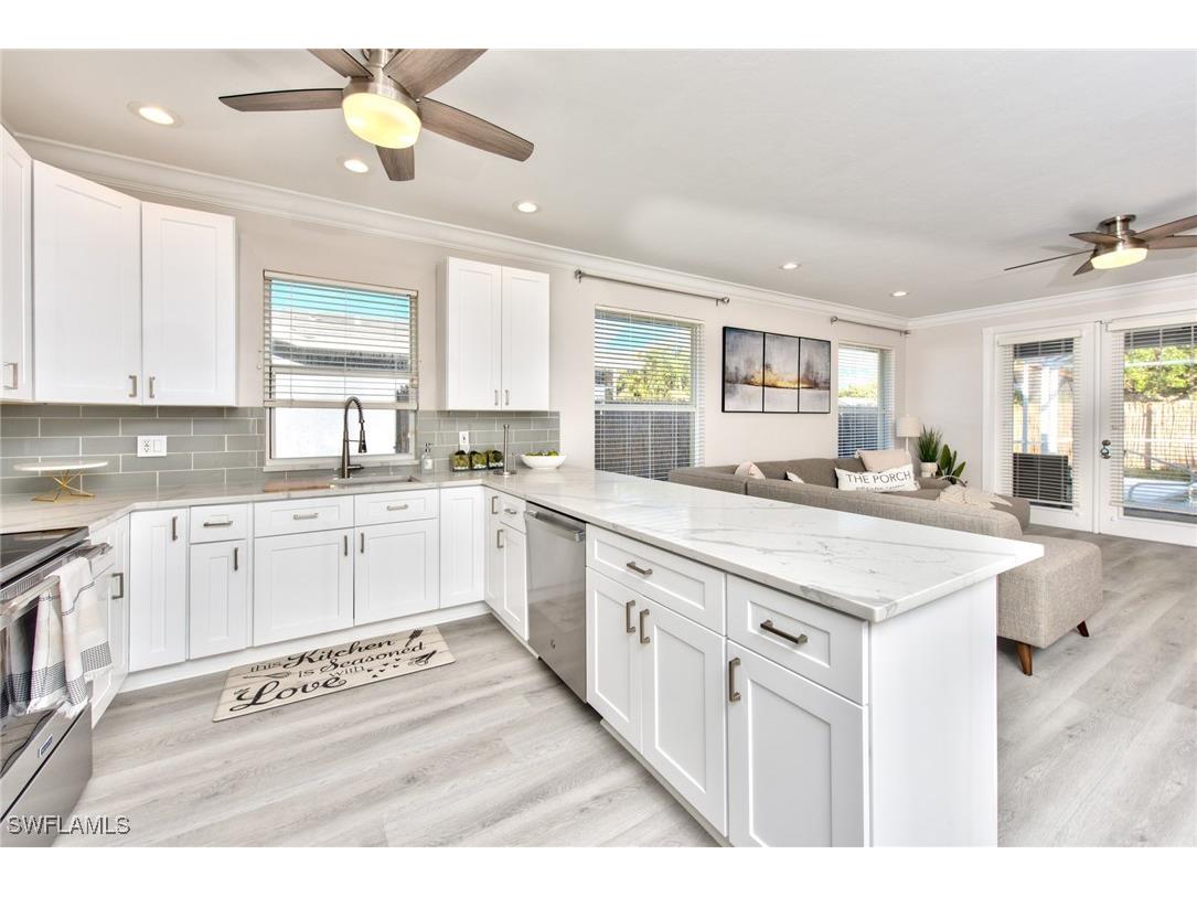 725 95th Avenue N Naples FL 34108 225055558 image11