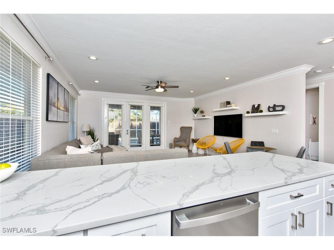 725 95th Avenue N Naples FL 34108 225055558 image12