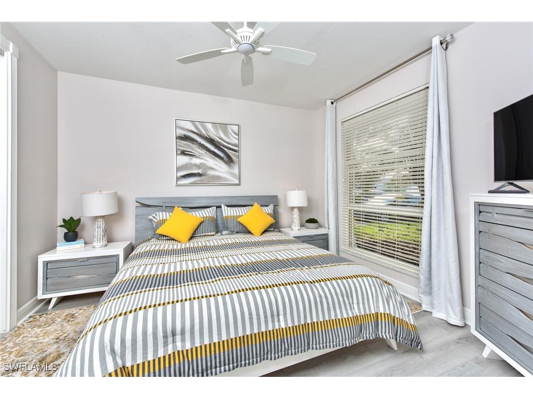 725 95th Avenue N Naples FL 34108 225055558 image18