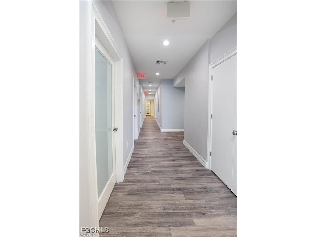 725 Cape Coral Parkway W Cape Coral FL 33914 2025007425 image5