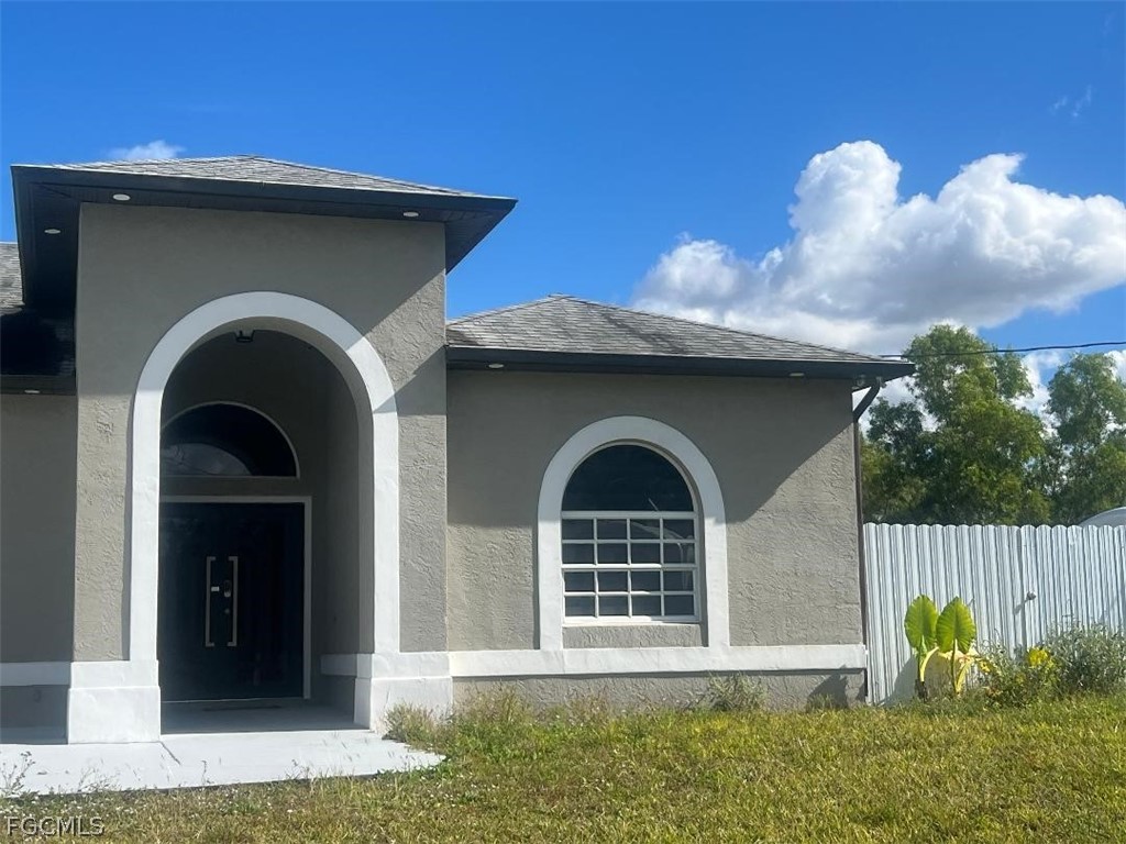 725 Castlestone Avenue S Lehigh Acres FL 33974 2026008286 image2