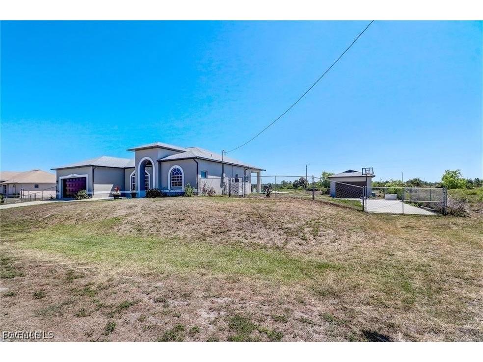 725 Castlestone Avenue S Lehigh Acres FL 33974 2026008286 image5