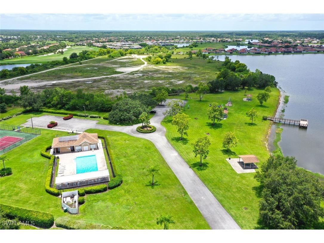 725 Grove Drive Naples FL 34120 225048857 image30