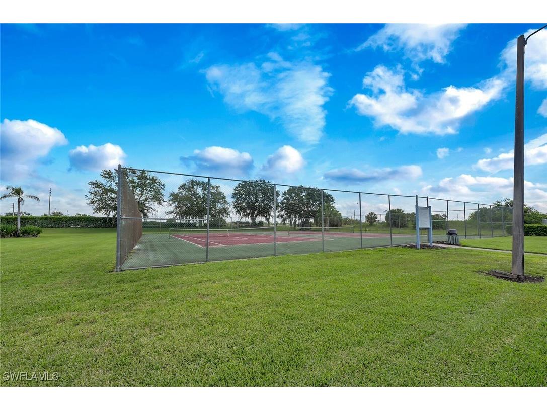 725 Grove Drive Naples FL 34120 225048857 image33