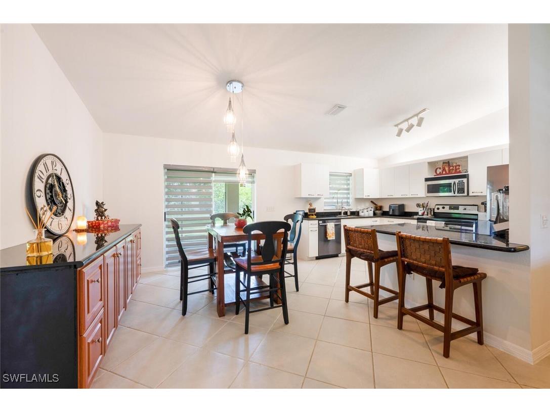 725 Grove Drive Naples FL 34120 225048857 image5