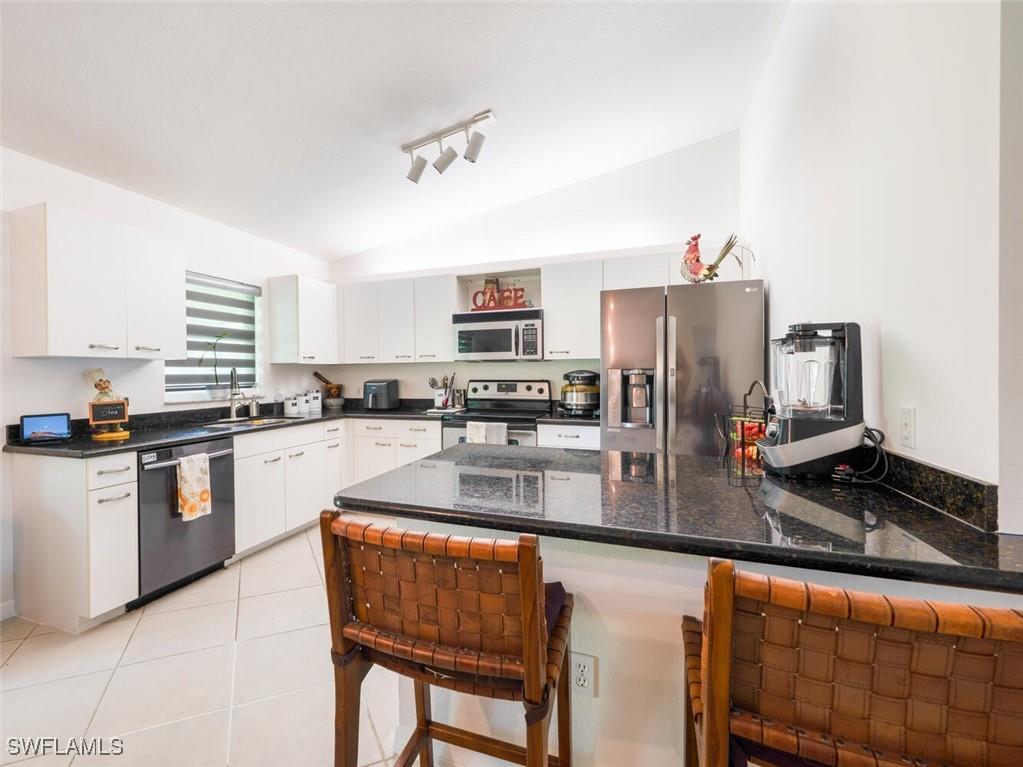 725 Grove Drive Naples FL 34120 225048857 image7