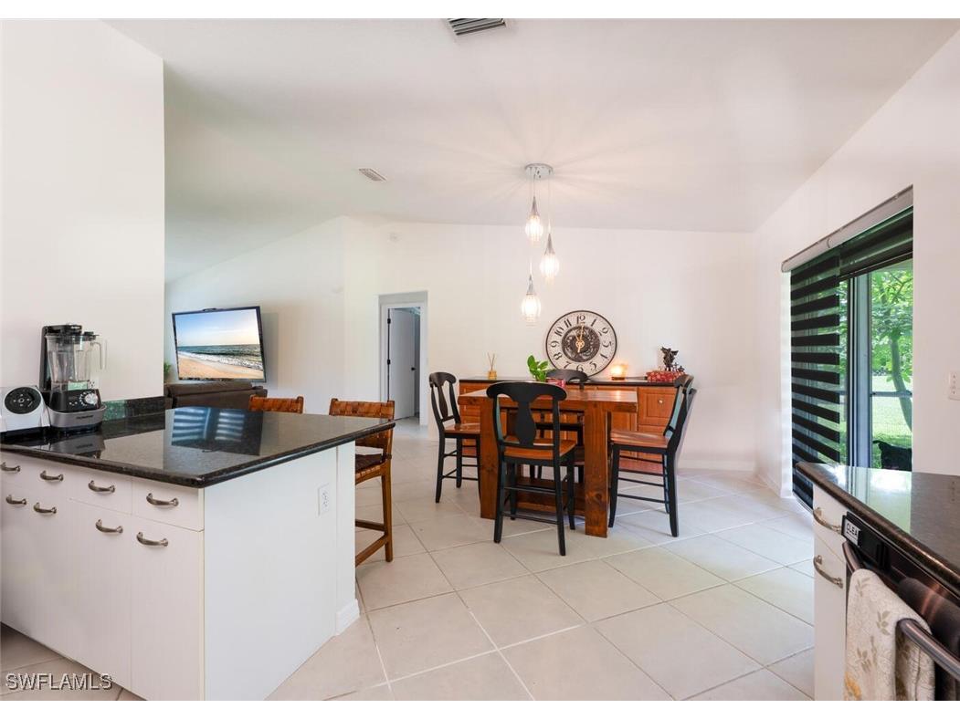 725 Grove Drive Naples FL 34120 225048857 image9