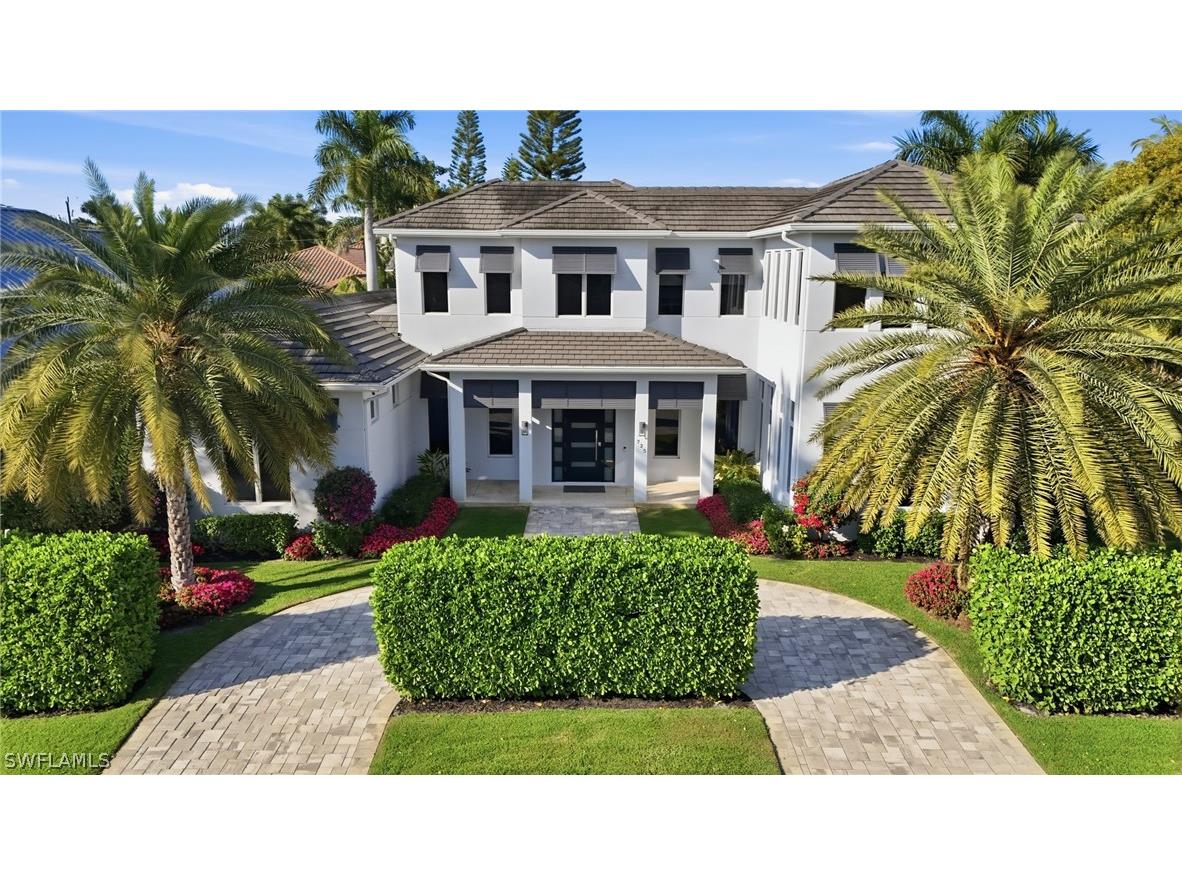725 Harbour Drive Naples FL 34103 226008304 image2