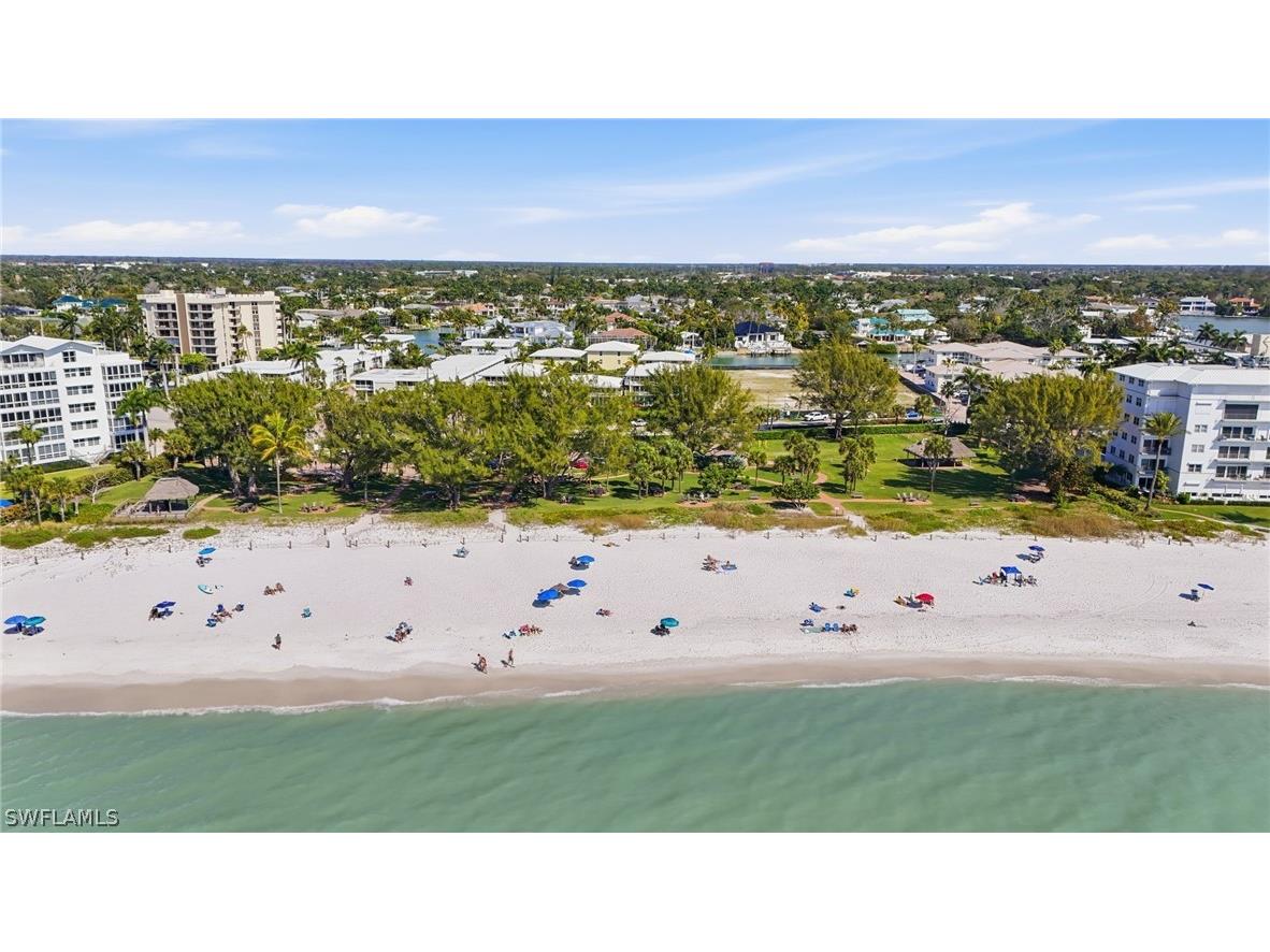 725 Harbour Drive Naples FL 34103 226008304 image49