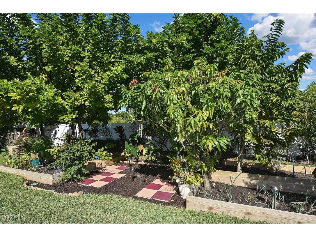 725 Milwaukee Boulevard Lehigh Acres FL 33974 2025003380 image37