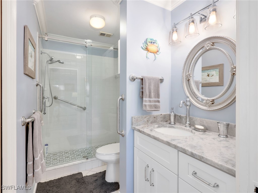 725 Saratoga Circle #A101 Naples FL 34104 225082425 image21