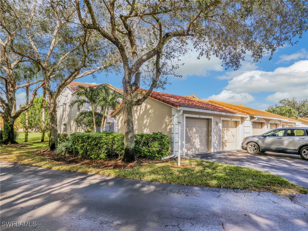 725 Saratoga Circle #A101 Naples FL 34104 225082425 image28