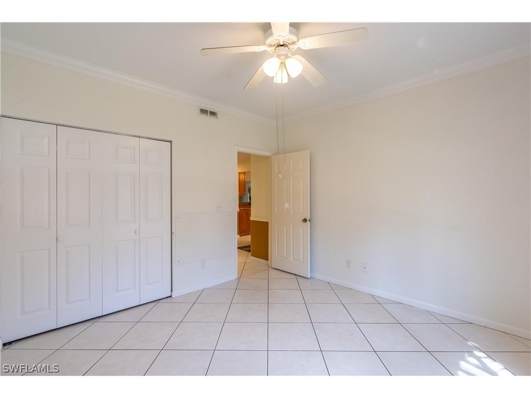 725 Saratoga Circle #A103 Naples FL 34104 225069633 image12