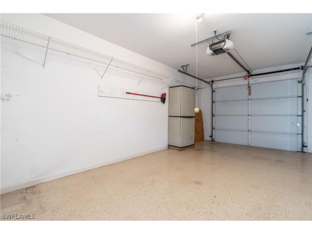 725 Saratoga Circle #A103 Naples FL 34104 225069633 image26