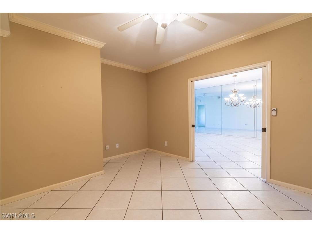 725 Saratoga Circle #A103 Naples FL 34104 225069633 image9