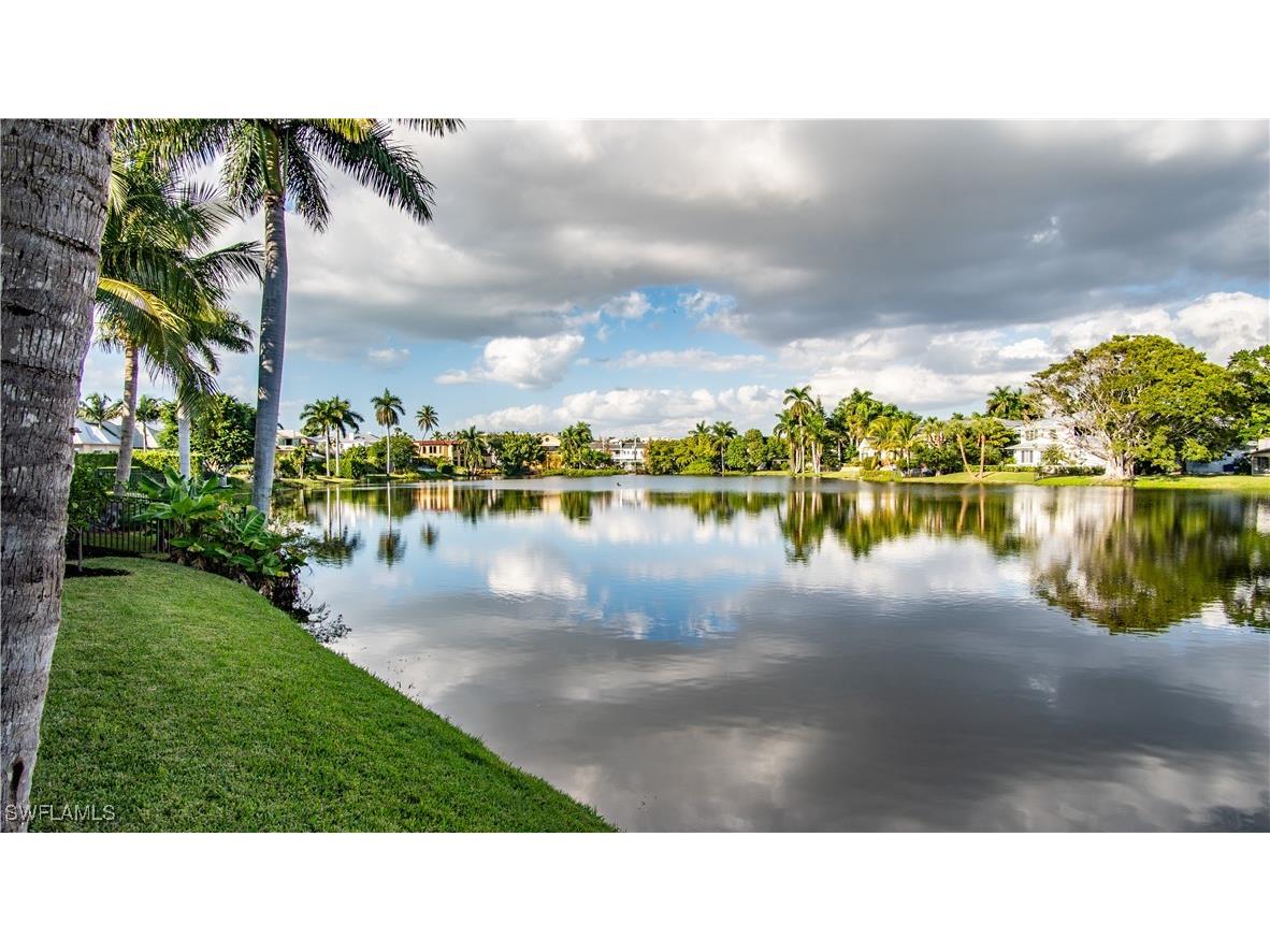 725 W Lake Drive Naples FL 34102 225082522 image36