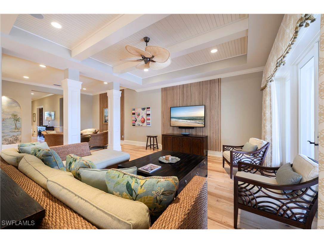 725 West Lake Drive Naples FL 34102 225082522 image8