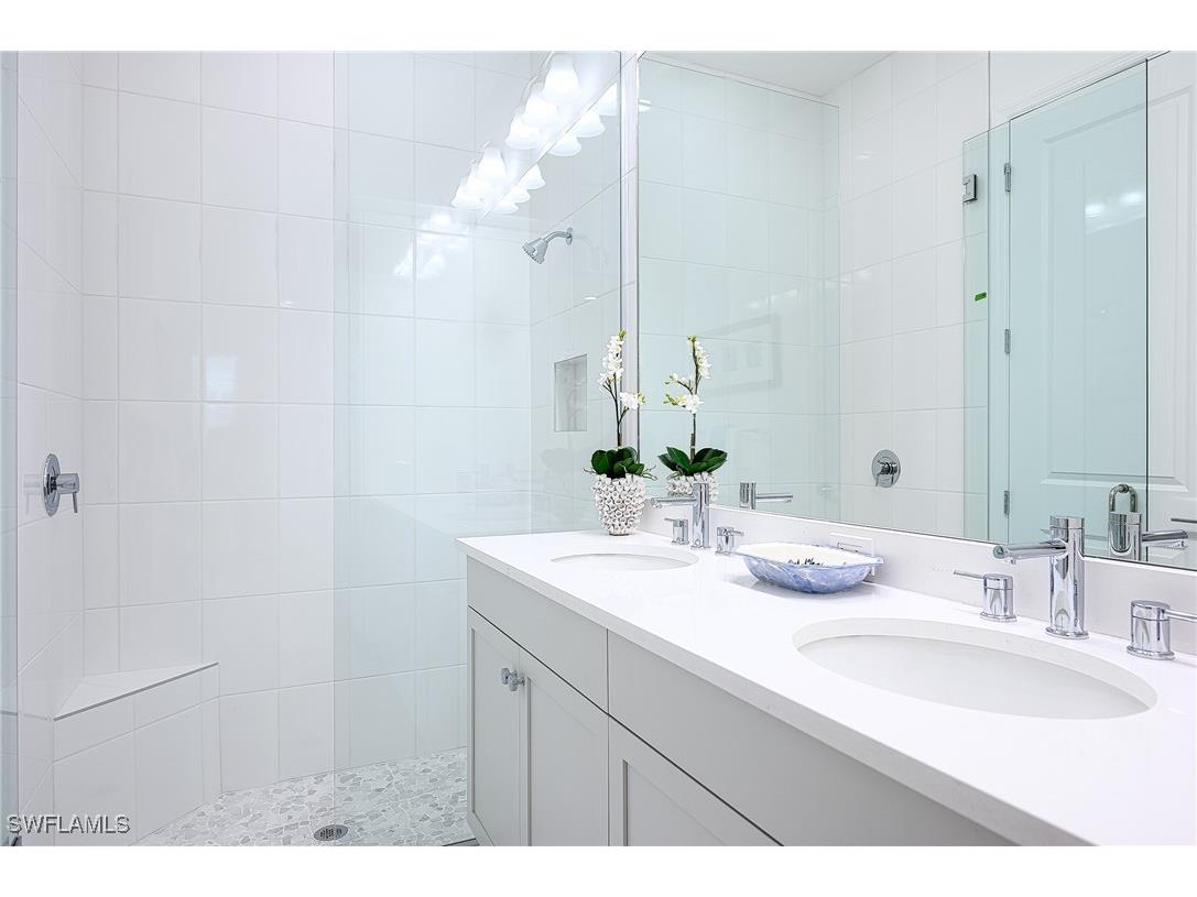 7251 Saona Court Naples FL 34113 225038599 image17