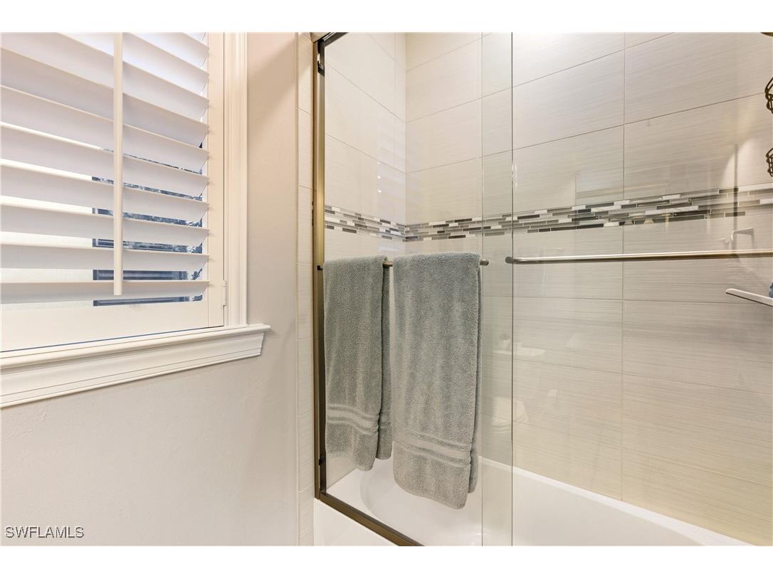 7253 Wilton Drive Naples FL 34109 226001795 image34