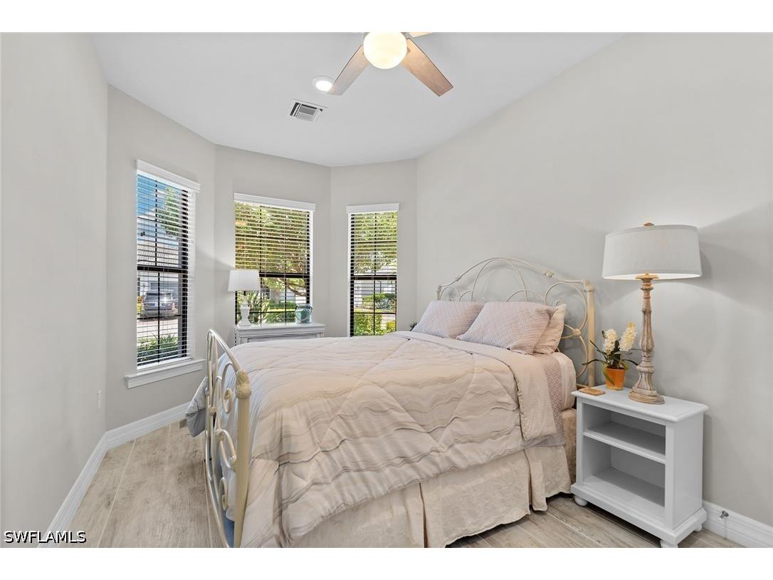 7253 Wilton Drive Naples FL 34109 226020017 image16