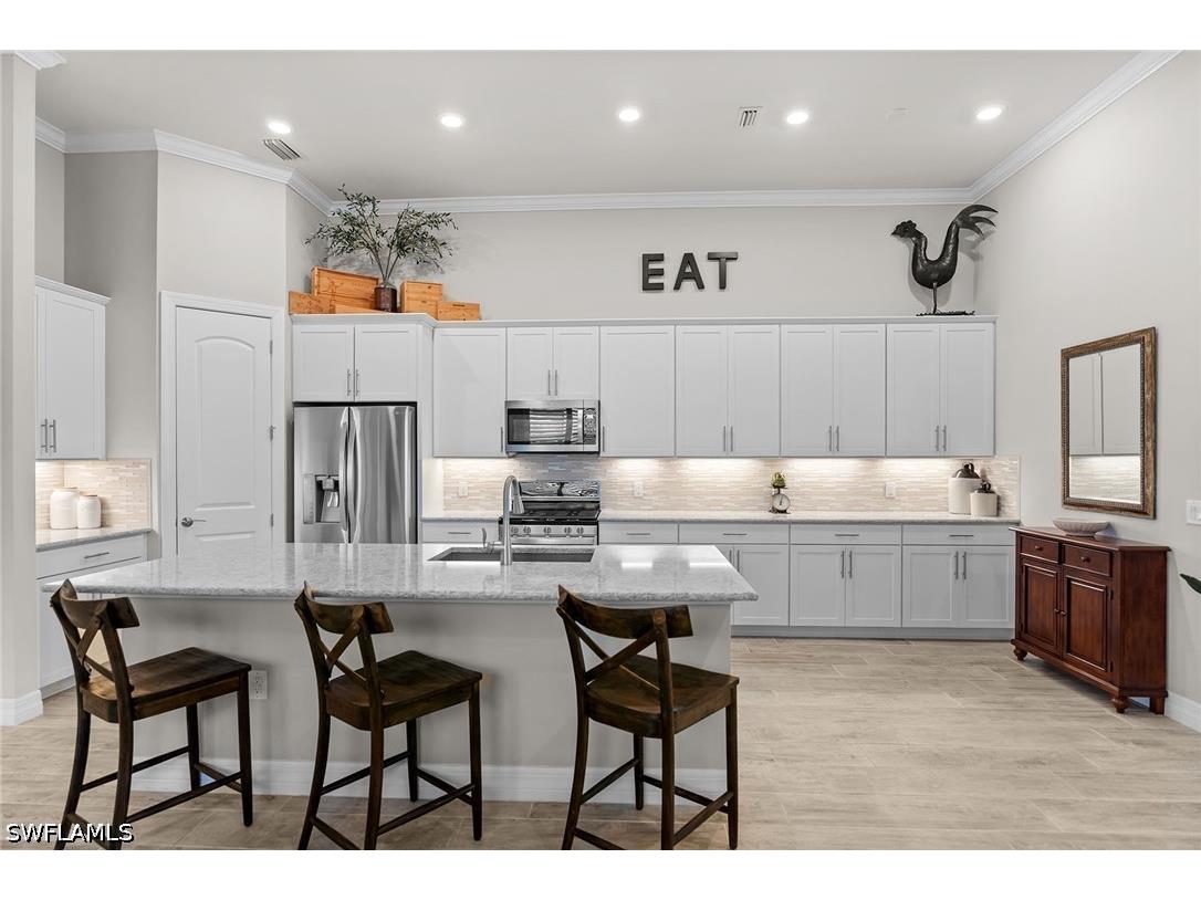 7253 Wilton Drive Naples FL 34109 226020017 image4