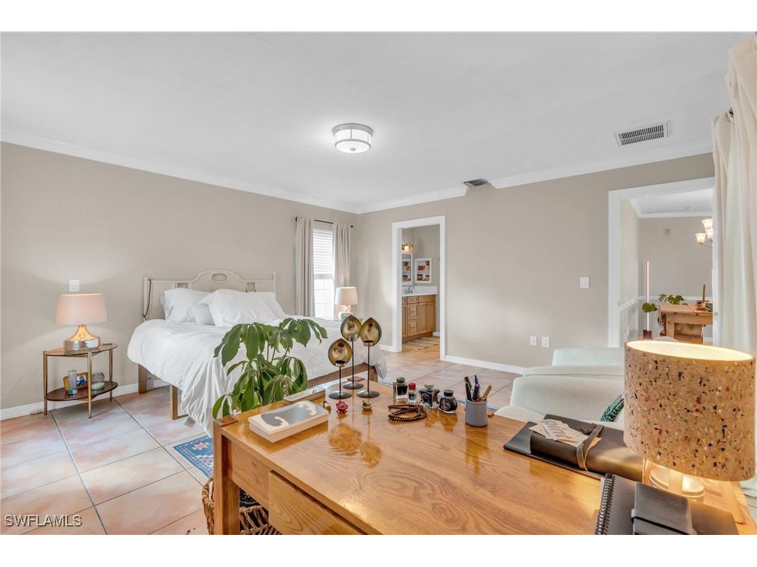 726 109th Avenue N Naples FL 34108 225079062 image16