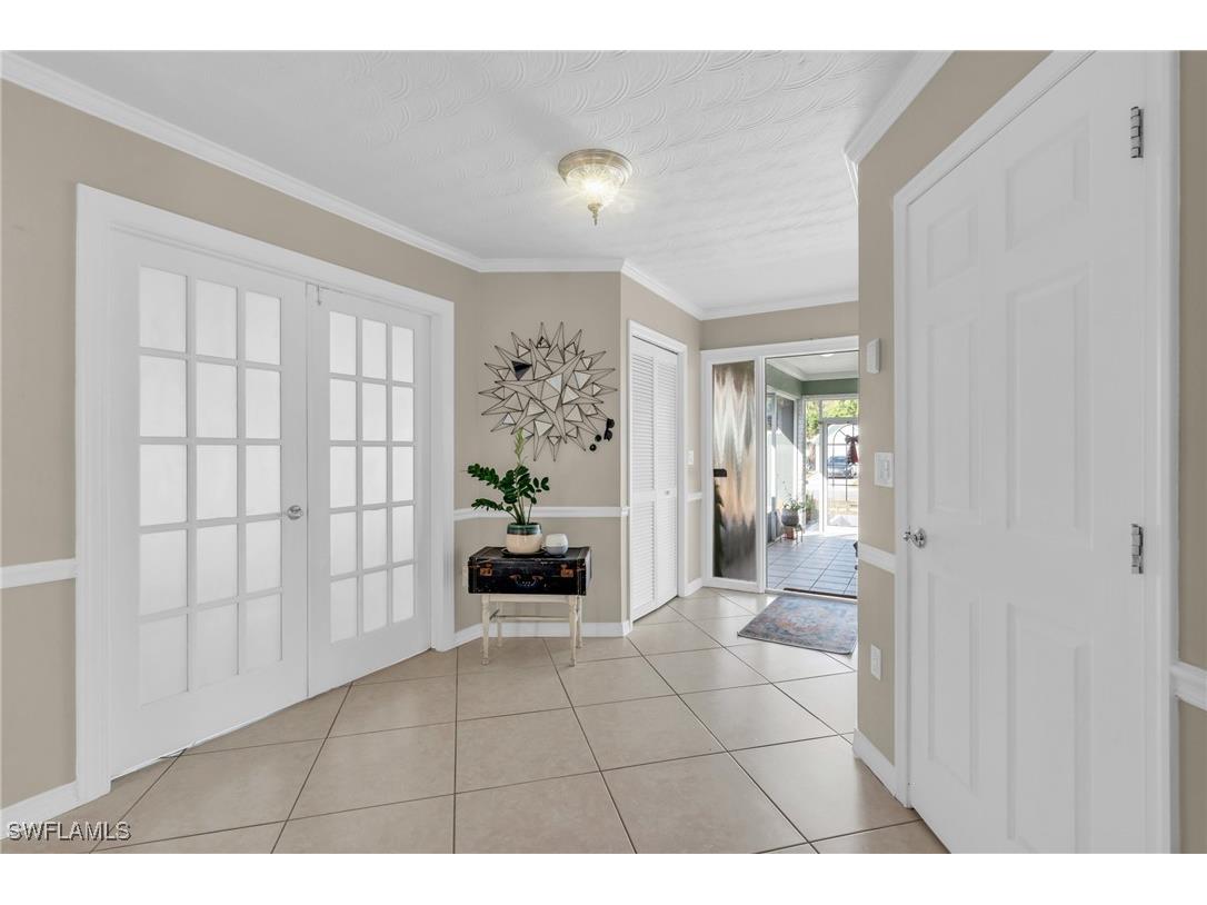 726 109th Avenue N Naples FL 34108 225079062 image3