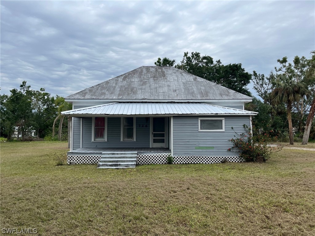 726 Adams Avenue Fort Myers FL 33905 223013829 image1