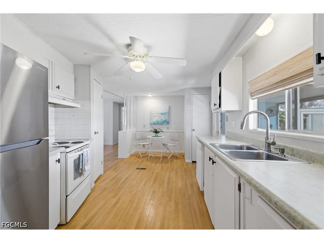 726 Knotty Pine Circle North Fort Myers FL 33917 2026014616 image14