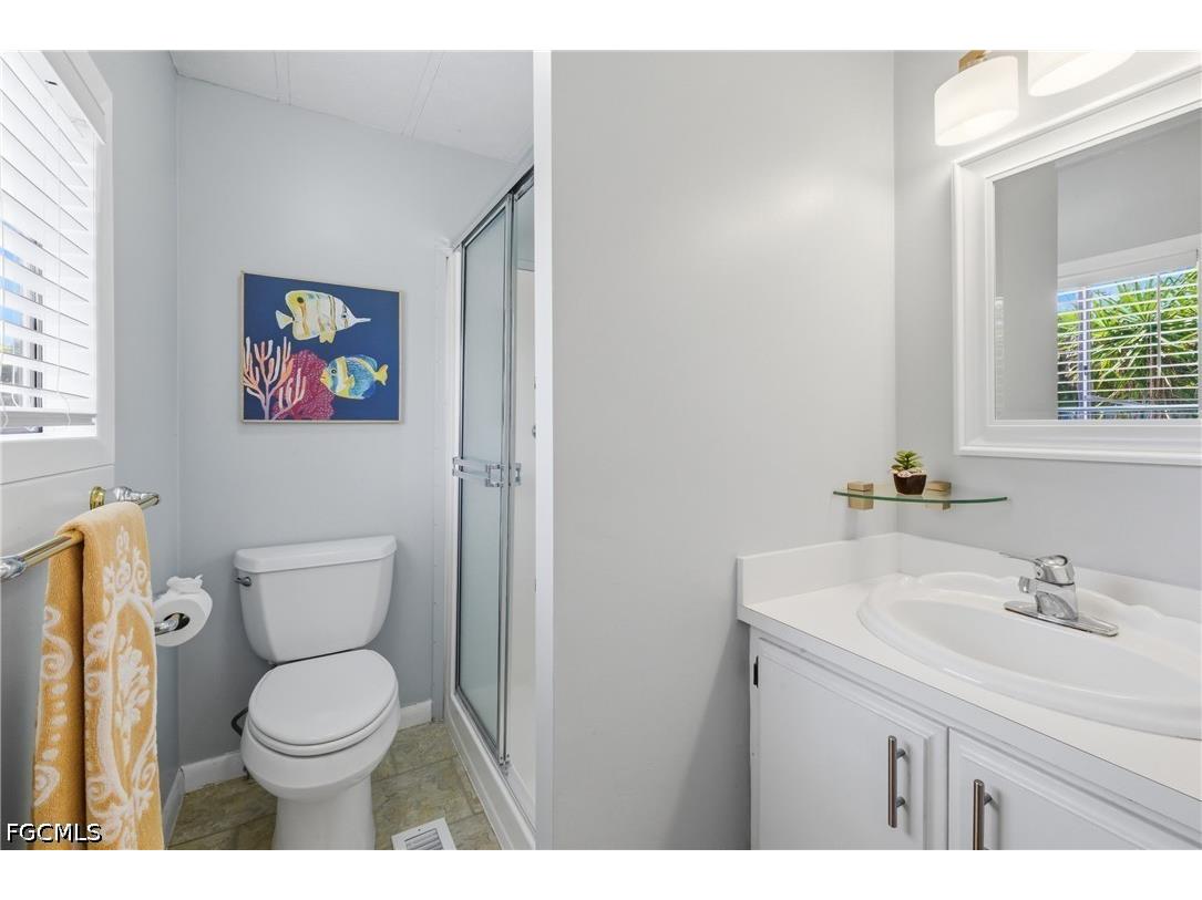 726 Knotty Pine Circle North Fort Myers FL 33917 2026014616 image19