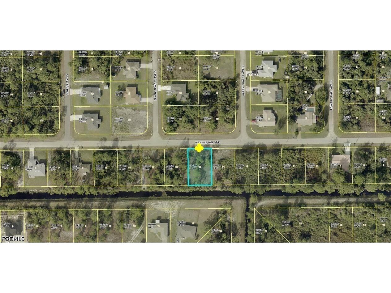 726 Manhattan Street E Lehigh Acres FL 33974 2026014705 image1