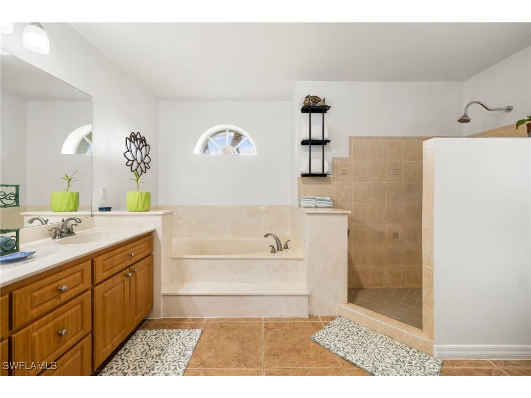 726 NW 37th Place Cape Coral FL 33993 225073950 image23