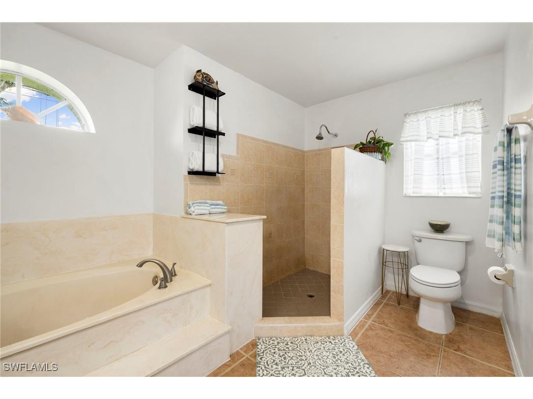 726 NW 37th Place Cape Coral FL 33993 225073950 image25