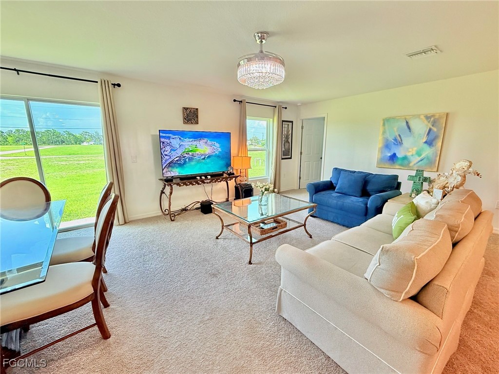 726 NW Douglas Circle Cape Coral FL 33993 2026005031 image7