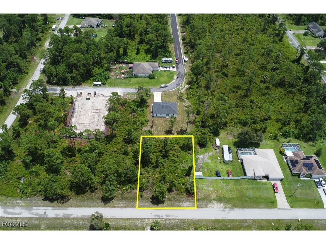726 Pinecastle Drive Lehigh Acres FL 33974 2025005656 image8