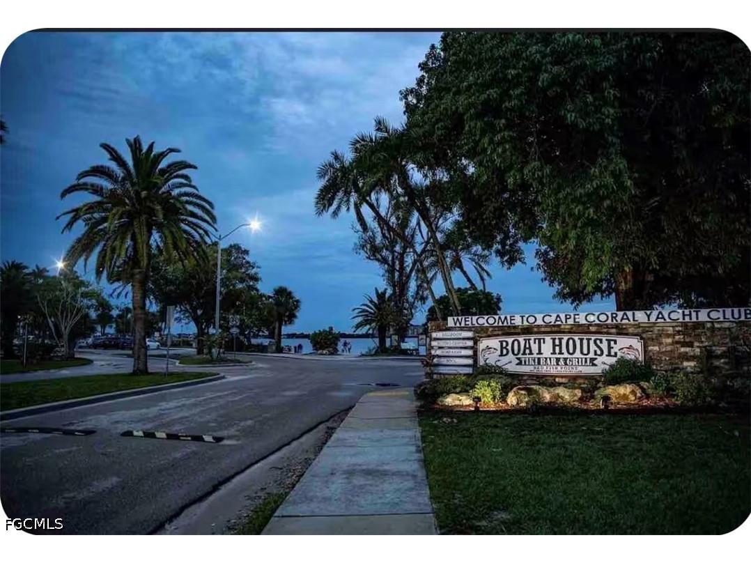 726 Sabur Court Cape Coral FL 33904 2026015698 image1
