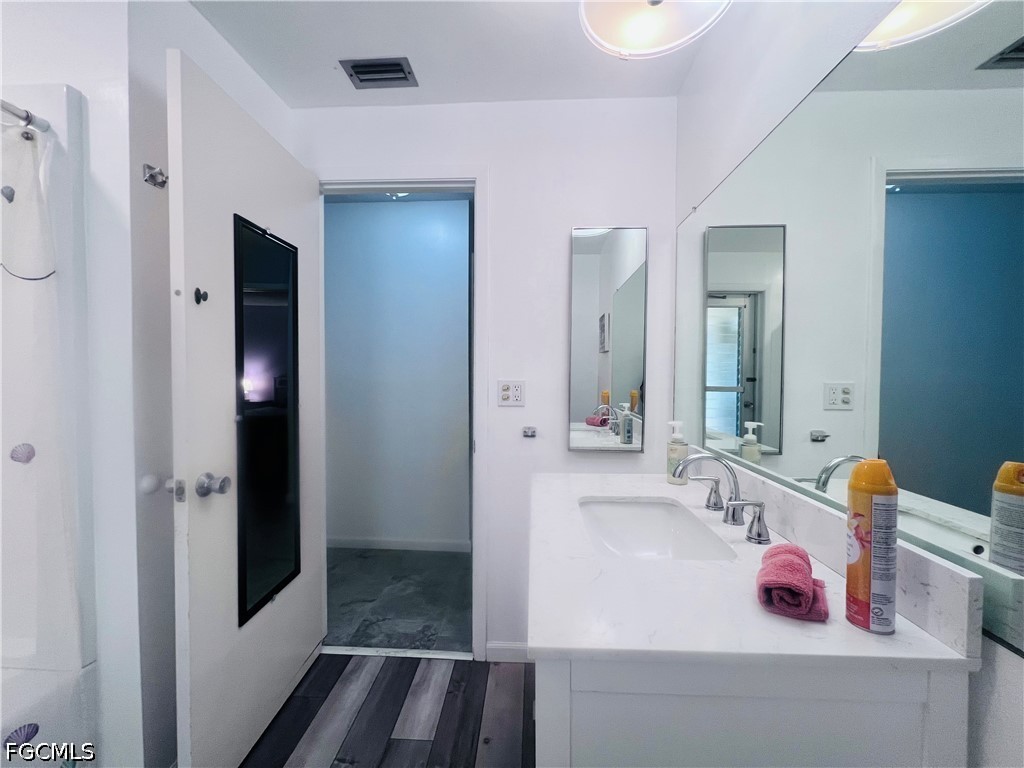 726 Sabur Court Cape Coral FL 33904 2026015698 image32