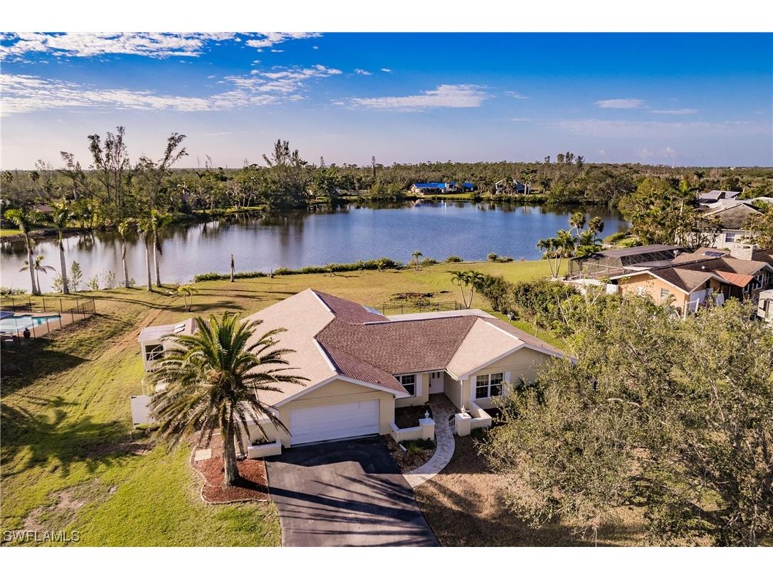7263 Lake Drive Fort Myers FL 33908 223027643 image1