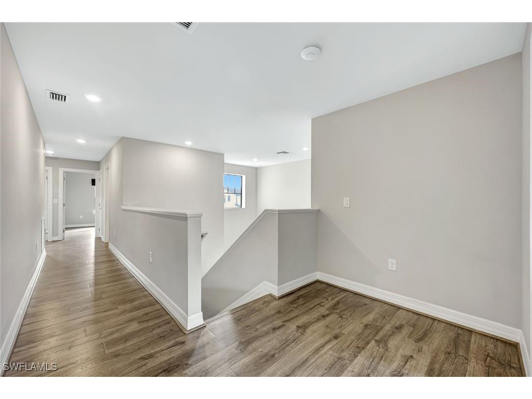 7265 Wilton Drive Naples FL 34109 225074042 image30