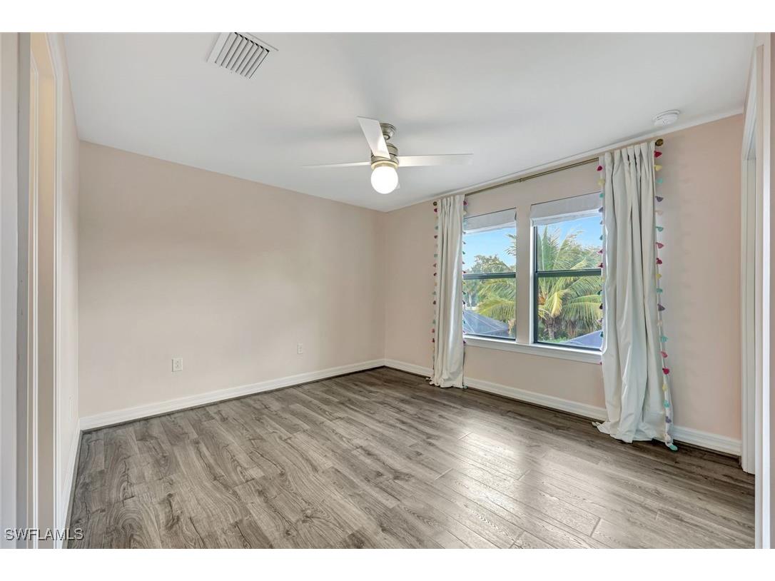 7265 Wilton Drive Naples FL 34109 225074042 image34