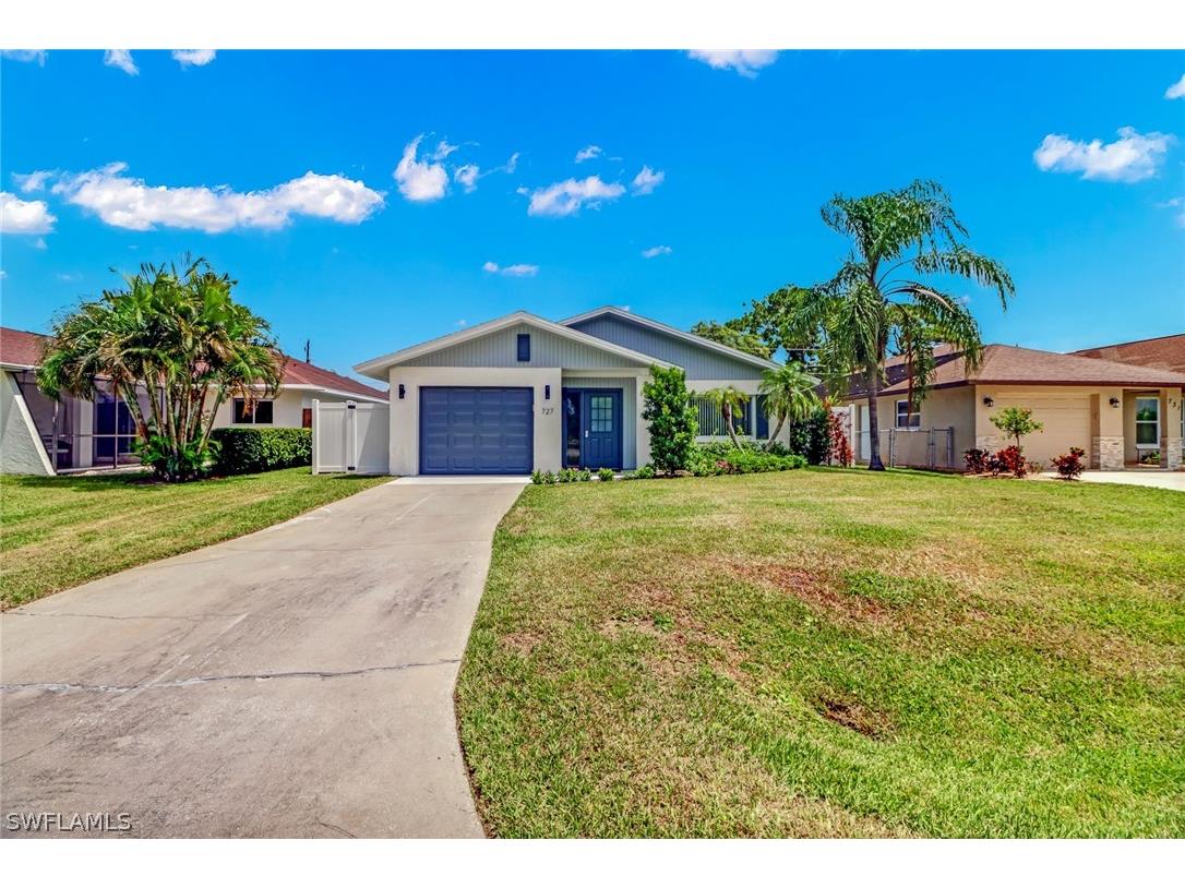 727 104th Avenue N Naples FL 34108 224029813 image1