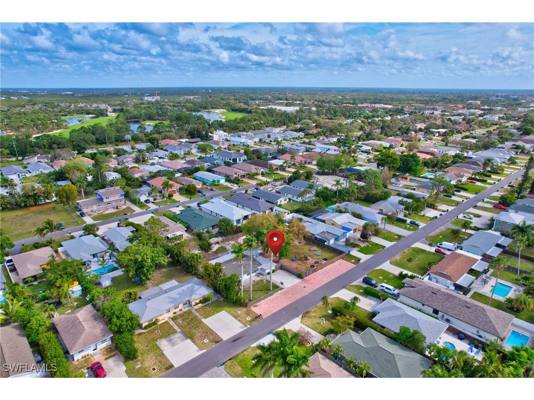 727 & 731 108th Avenue N Naples FL 34108 225072882 image7