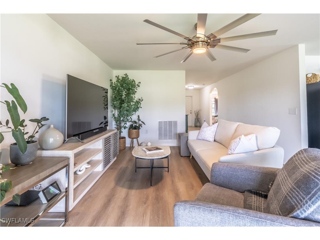 727 Morningview Court Lehigh Acres FL 33974 226005475 image7