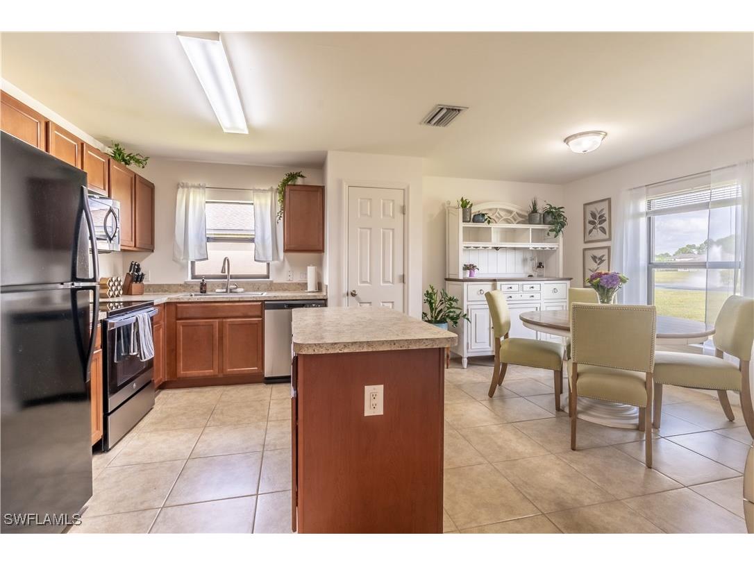 727 Morningview Court Lehigh Acres FL 33974 226005475 image8
