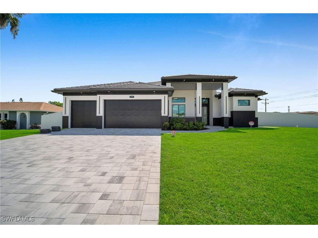 727 SE 10th Avenue Cape Coral FL 33990 224072719 image1