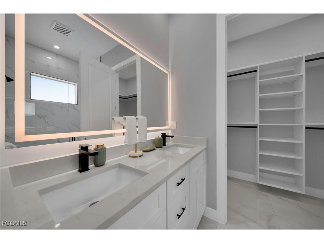 727 Santa Lucia Avenue S Lehigh Acres FL 33974 2026002433 image16