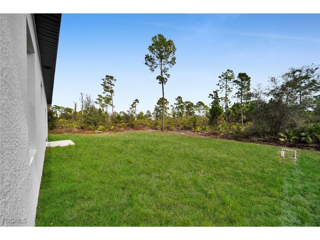727 Santa Lucia Avenue S Lehigh Acres FL 33974 2026002433 image32